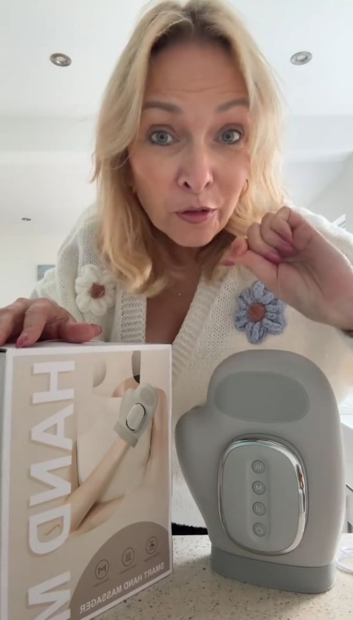 PulseEase™ Hand & Wrist Recovery Massager